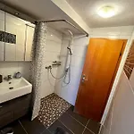 Ohpardon! - Monteurwohnung Im Dg, Einzelbetten, Garten Apartman Gaildorf