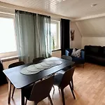 Ohpardon! - Monteurwohnung Im Dg, Einzelbetten, Garten