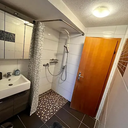 Ohpardon! - Monteurwohnung Im Dg, Einzelbetten, Garten 아파트 가일도프