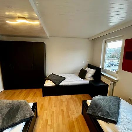 Ohpardon! - Monteurwohnung Im Dg, Einzelbetten, Garten *