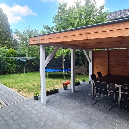 아파트 Ohpardon! - Monteurwohnung Im Dg, Einzelbetten, Garten 가일도프