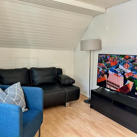 Ohpardon! - Monteurwohnung Im Dg, Einzelbetten, Garten Gaildorf