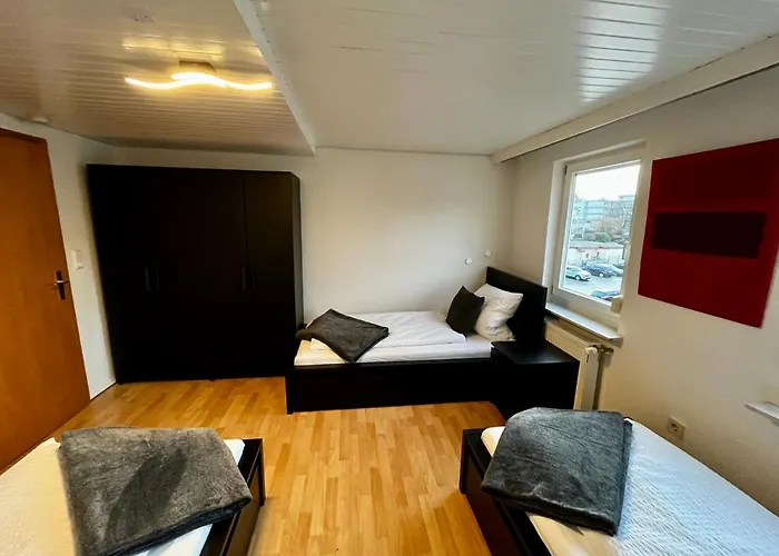 Ohpardon! - Monteurwohnung Im Dg, Einzelbetten, Garten *